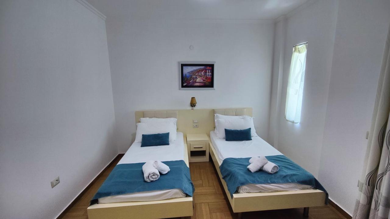 B&G Holiday Sarande Exterior photo