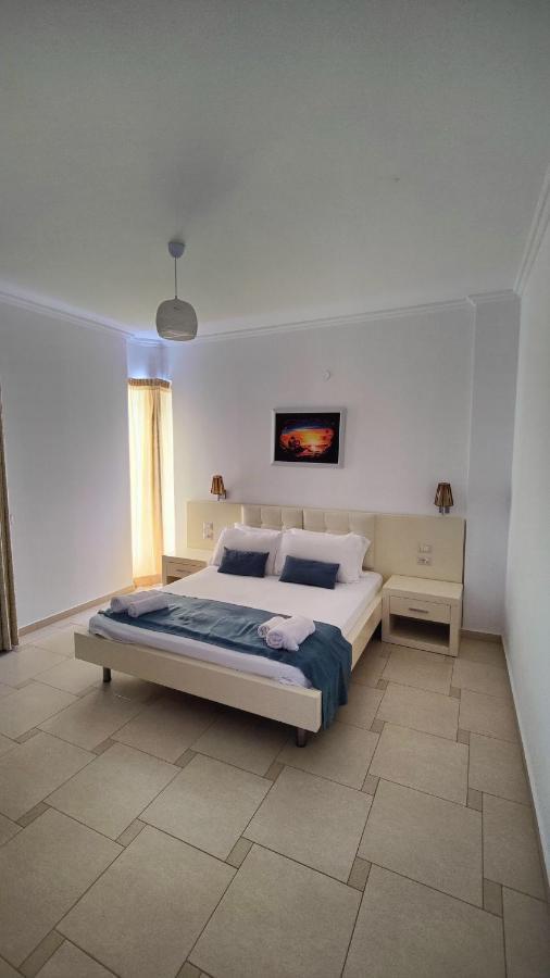 B&G Holiday Sarande Exterior photo